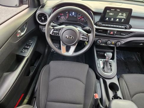 Used 2020 Kia Forte LXS image 14