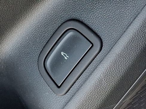 Used 2026 Chevrolet Traverse LT AWD/4WD image 29