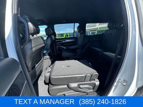 New 2026 Jeep Grand Wagoneer 4WD image 28