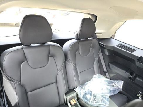 New 2026 Volvo XC90 T8 Ultra AWD/4WD image 17
