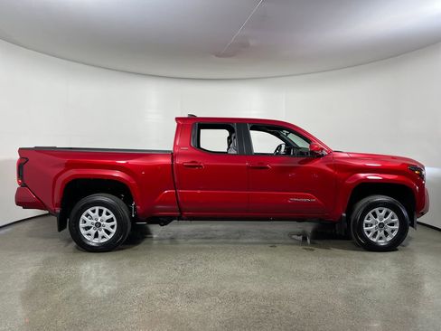 New 2026 Toyota Tacoma SR5 AWD/4WD image 2