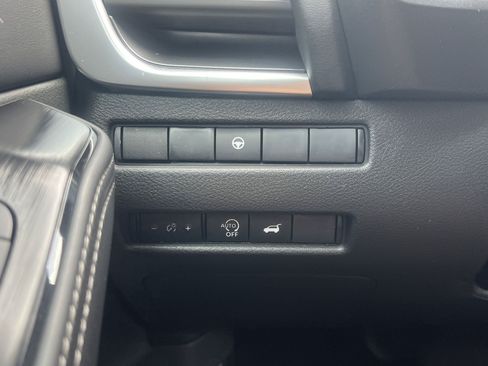 New 2026 Nissan Rogue SV FWD image 10