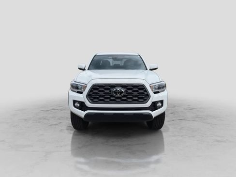 Used 2023 Toyota Tacoma TRD Off-Road AWD/4WD image 3