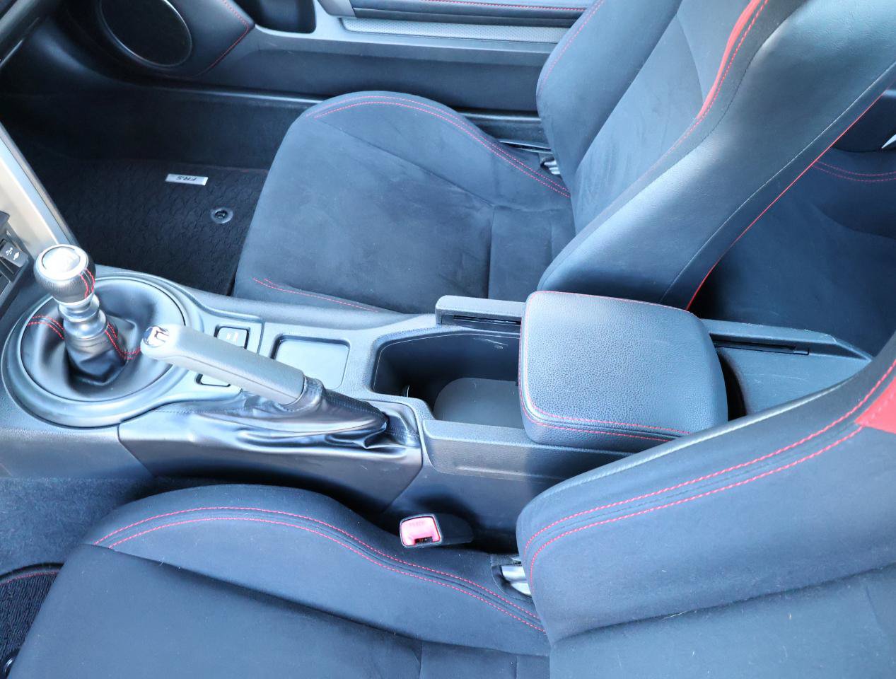 Used 2014 Scion FR-S RWD image 37