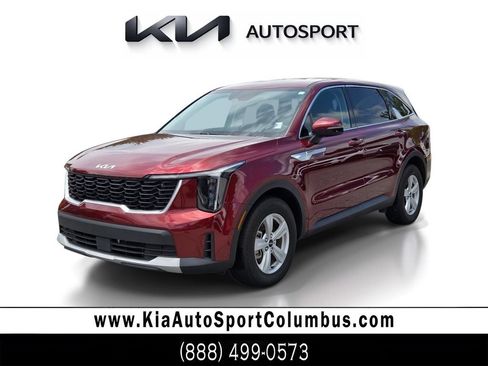 Certified 2025 Kia Sorento LX FWD image 1