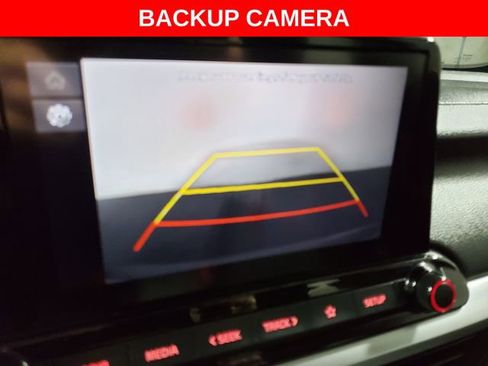 Used 2023 Kia Forte LXS image 17