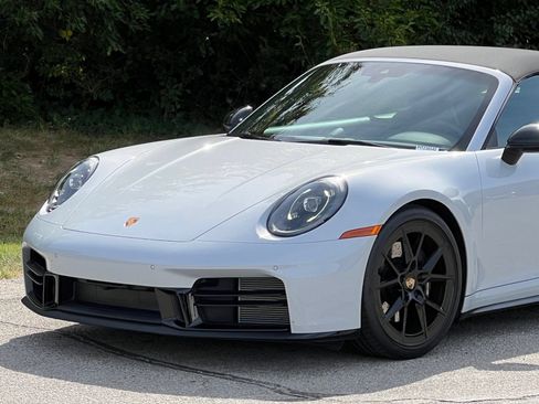 Certified 2025 Porsche 911 Carrera T RWD image 13
