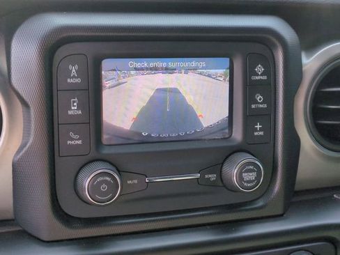 Used 2021 Jeep Wrangler Unlimited Sport AWD/4WD image 22