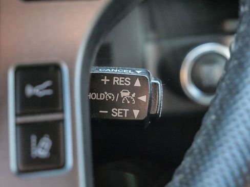 Used 2021 Toyota Tacoma TRD Off-Road image 36