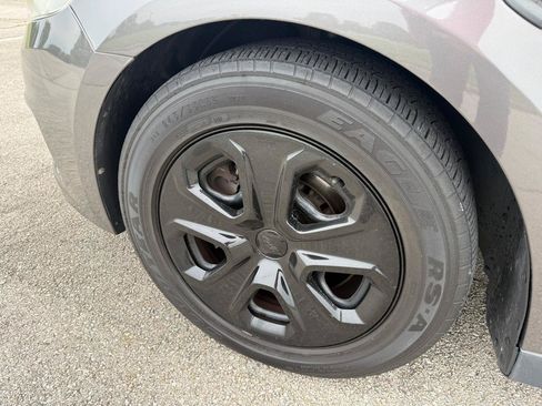 Used 2013 Ford Taurus Police Interceptor AWD w/ Ready For The Road Pkg image 9
