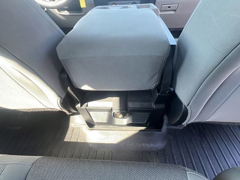Used 2016 Ford F150 XL w/ Equipment Group 101A Mid AWD/4WD image 28