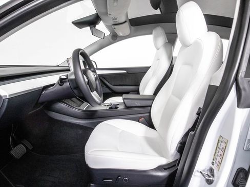 Used 2023 Tesla Model Y Long Range AWD/4WD image 8