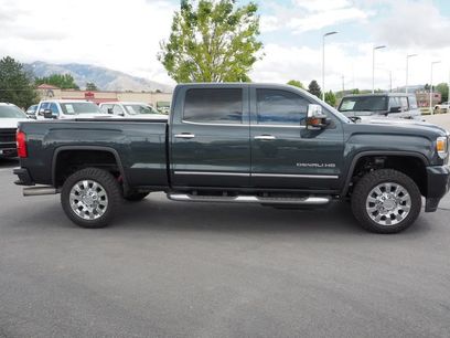 Used 2017 GMC Sierra 2500 Denali w/ Duramax Plus Package