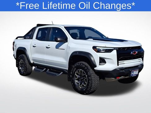 Used 2024 Chevrolet Colorado ZR2 w/ LPO, Sports Bar Package image 1