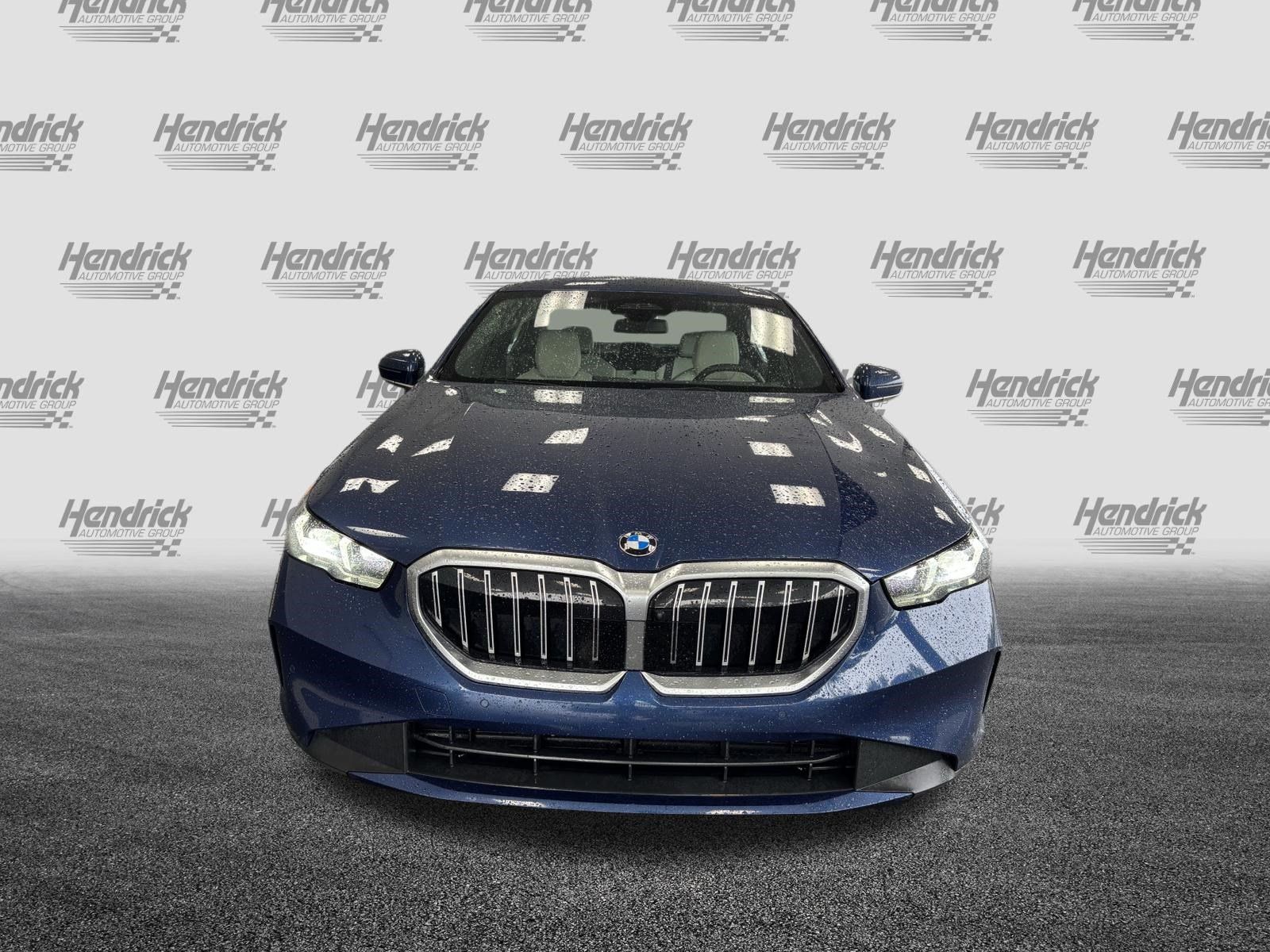 Certified 2024 BMW 530i RWD image 3