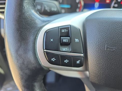 Certified 2023 Ford Explorer XLT w/ Equipment Group 202A AWD/4WD image 17