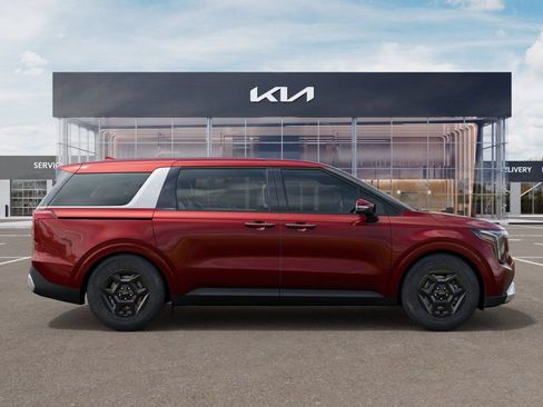 New 2025 Kia Carnival FWD image 7