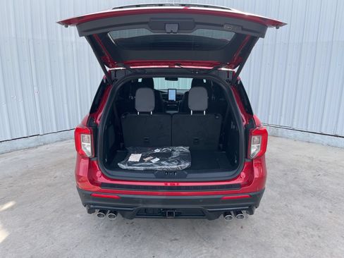 Used 2023 Ford Explorer ST w/ Equipment Group 401A AWD/4WD image 8