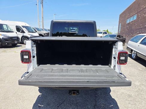 Used 2020 Jeep Gladiator Rubicon AWD/4WD image 14