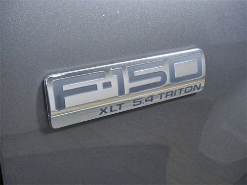 Used 2006 Ford F150 XLT image 9