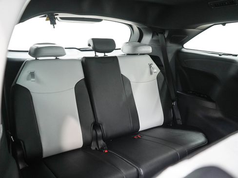 Used 2026 Toyota Sienna AWD image 13