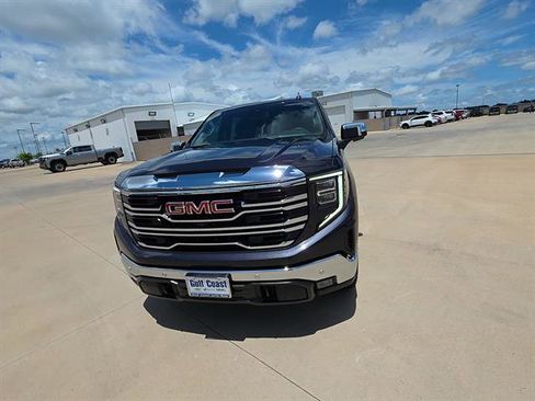 Used 2024 GMC Sierra 1500 SLT AWD/4WD image 2