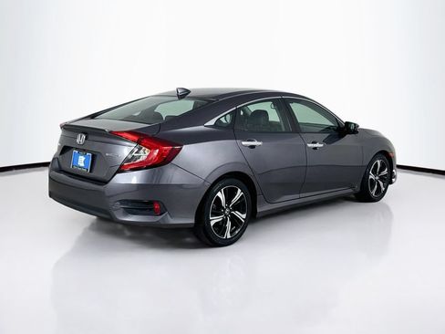 Used 2016 Honda Civic Touring image 8