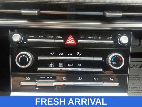 Used 2024 Hyundai Santa Fe SE FWD image 29
