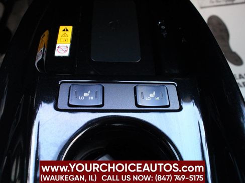 Used 2021 Toyota Prius image 21