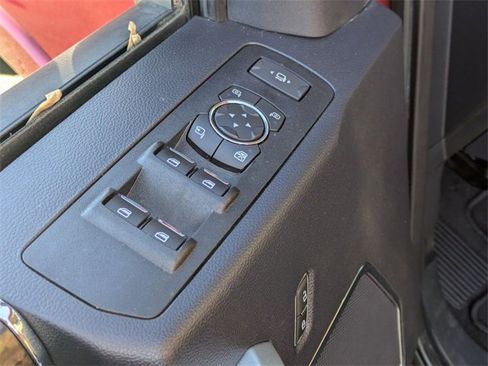 Used 2022 Ford F350 Lariat w/ Tremor Off-Road Package image 13