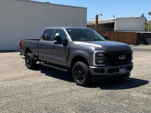 Used 2024 Ford F250 XL w/ STX Appearance Package AWD/4WD image 8