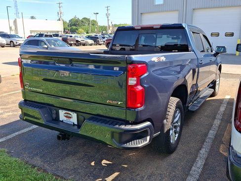Used 2021 Chevrolet Silverado 1500 RST w/ Convenience Package II AWD/4WD image 4
