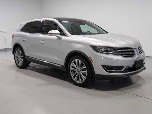 Used 2017 Lincoln MKX Reserve AWD/4WD image 6
