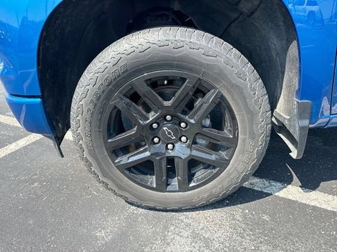 Used 2023 Chevrolet Silverado 1500 RST AWD/4WD image 10