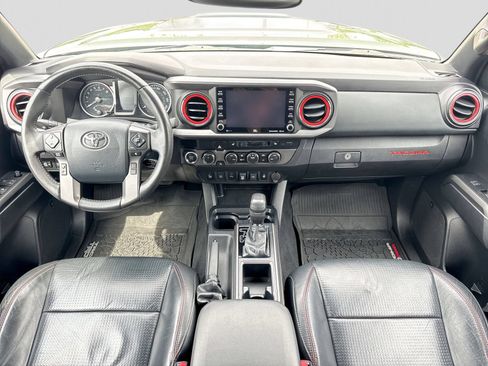 Used 2020 Toyota Tacoma TRD Pro AWD/4WD image 18