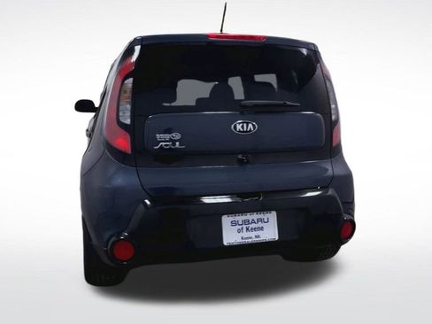 Used 2016 Kia Soul + image 7