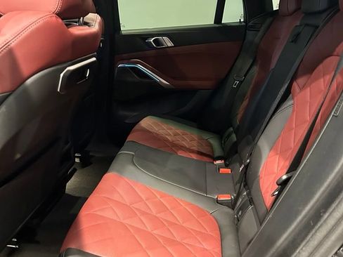 Used 2024 BMW X6 xDrive40i w/ M Sport Professional Package AWD/4WD image 27