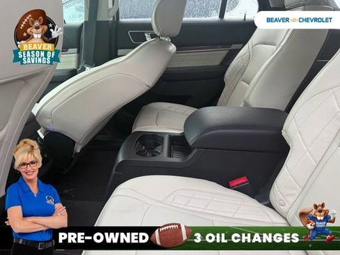 Used 2017 Ford Explorer Platinum AWD/4WD image 9