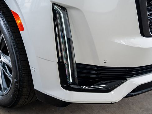 Used 2024 Cadillac Escalade ESV Sport Platinum w/ Heavy-Duty Trailer Package image 19