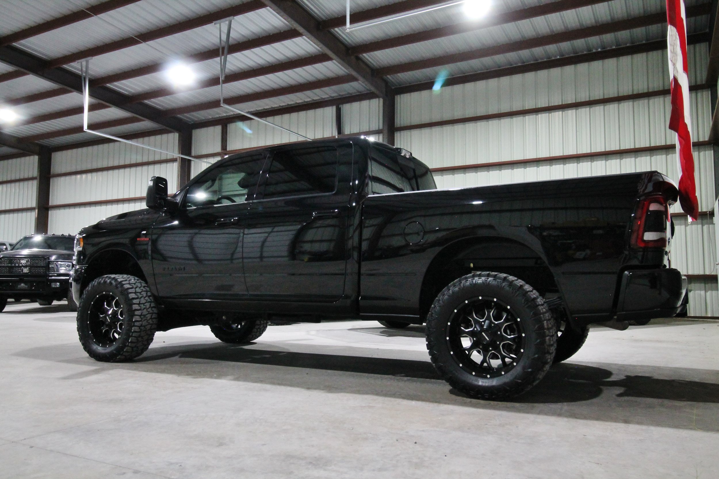 Used 2024 RAM 3500 Laramie w/ Night Edition AWD/4WD image 7