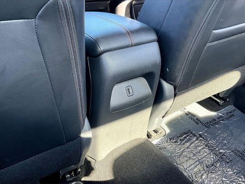 Used 2024 Nissan Sentra SR w/ SR Premium Package image 33