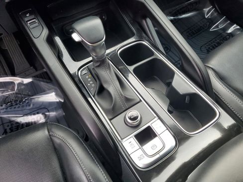 Certified 2025 Kia Telluride S image 24