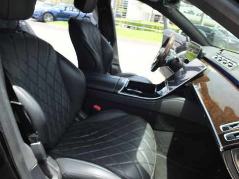 Used 2021 Mercedes-Benz S 580 4MATIC Sedan image 24