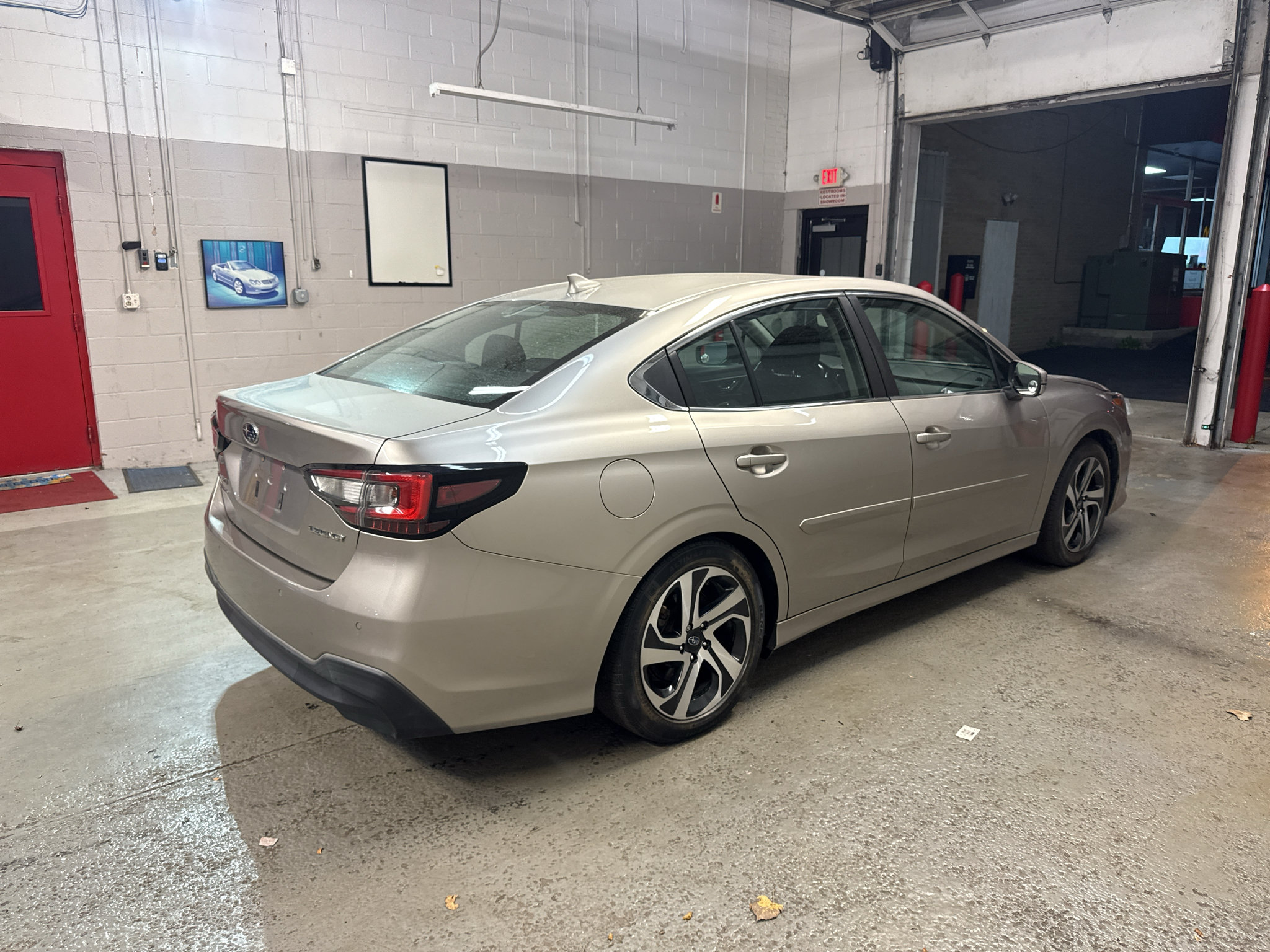 Used 2020 Subaru Legacy Limited AWD/4WD image 8