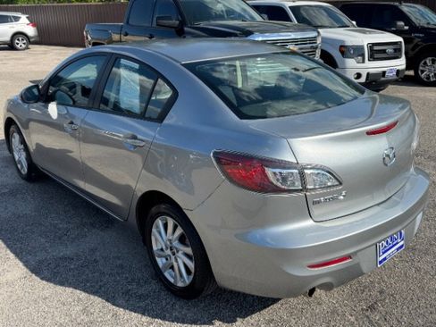 Used 2013 MAZDA MAZDA3 i Touring image 7