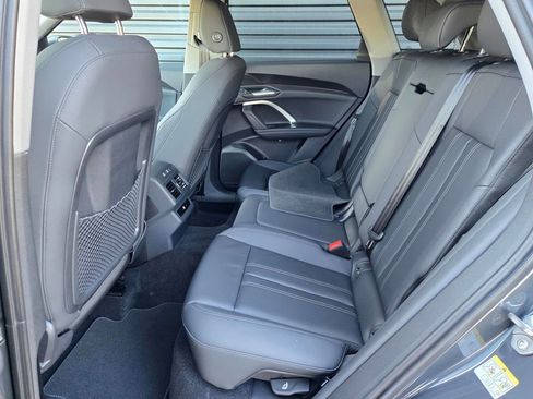 New 2026 Audi Q5 Premium image 10