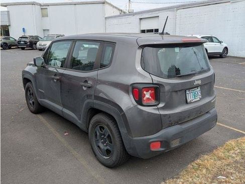 Used 2016 Jeep Renegade Sport w/ Power & Air Group FWD image 16