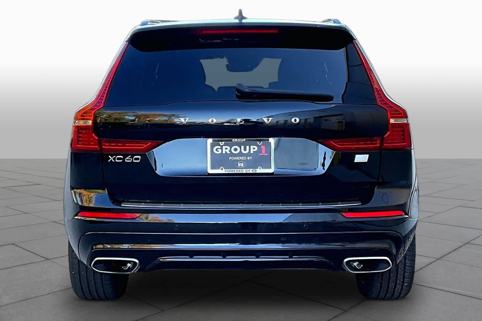 Used 2021 Volvo XC60 T8 R-Design AWD/4WD image 2