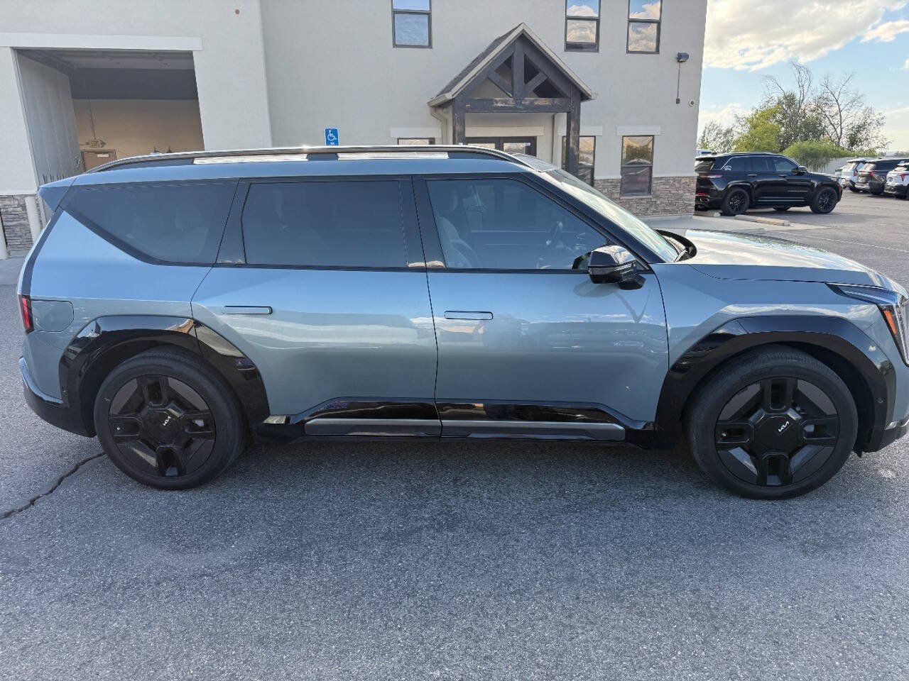 Used 2024 Kia EV9 GT-Line AWD/4WD image 8