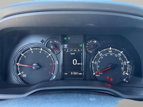 Used 2024 Toyota 4Runner SR5 image 30